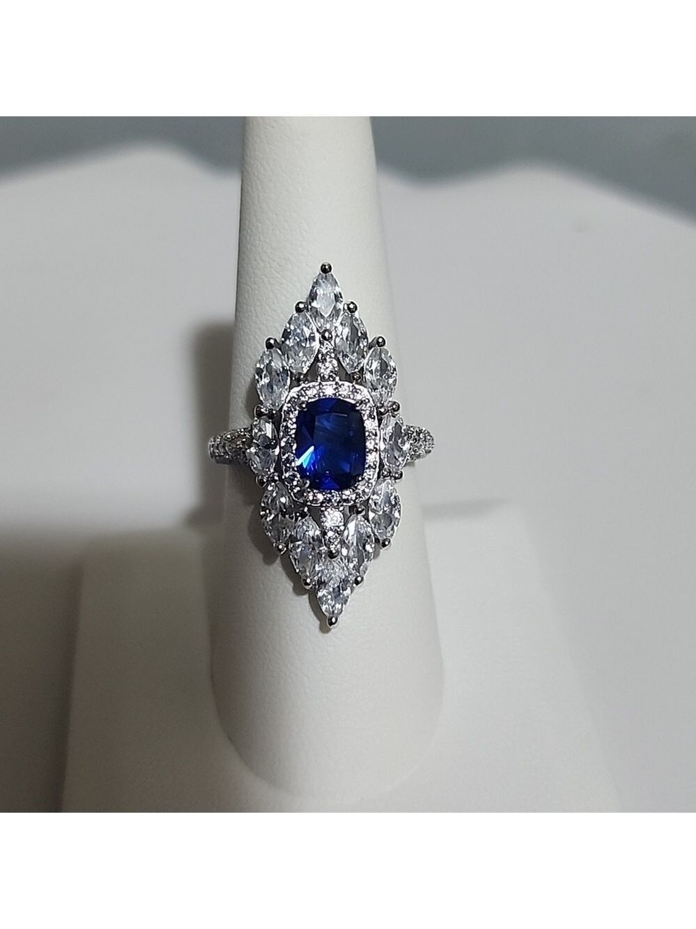 Brand New Sterling Silver 925 Sapphire Gemstone Ring